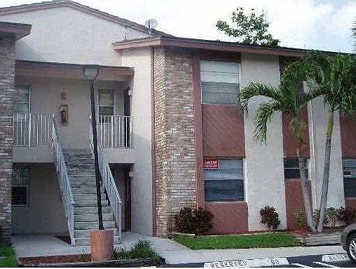 3rd image of 8381 Royal Palm Blvd #104