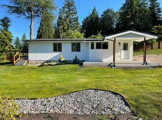 477 W Lake Samish Dr, Bellingham, WA 98229