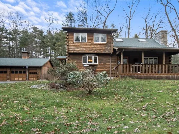 10 Mayflower Hill, Stafford, CT 06076