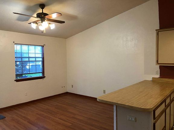 3rd image of 1252 Continental Ct