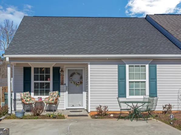 1740 Summerwoods Ln, Griffin, GA 30224