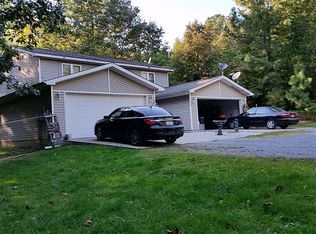 12030 Hudgens Rd, Marion, IL 62959