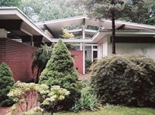 21 N Beech Tree Rd, Brookfield, CT 06804