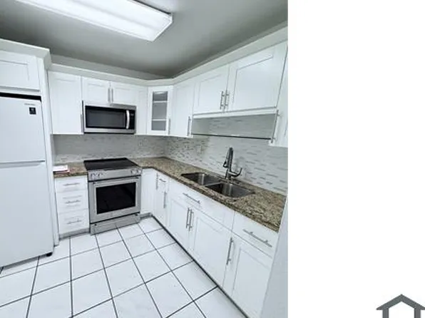 5775 W 20th Ave APT 307, Hialeah, FL 33012