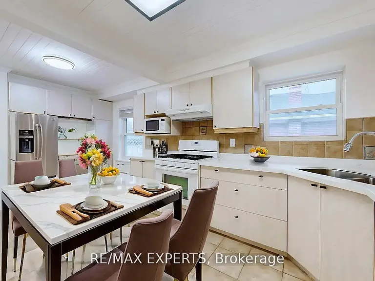 117 Marchington Cir — Photo 5