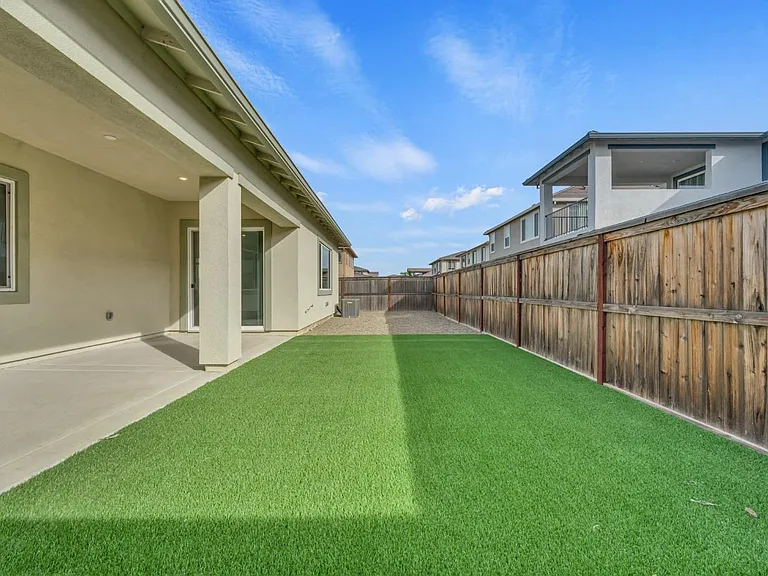 4236 Bellwether Way — Photo 38