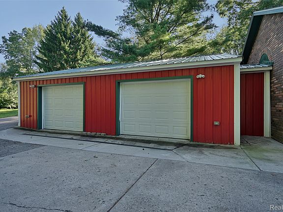 5th image of 3738 Winterwood Dr