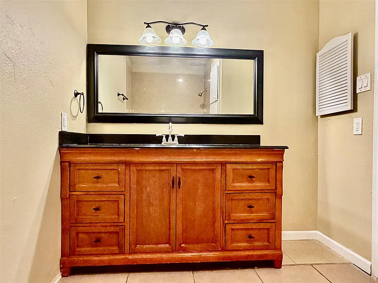 5800 Lumberdale Rd #86 — Photo 34