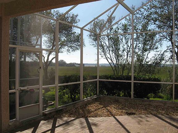 5th image of 321 Sea Woods Dr N