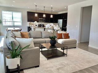 607 Blake Rd, Vacaville, CA 95687