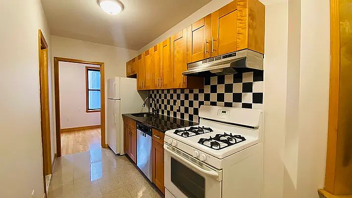 1st image of 183 Mott St #34