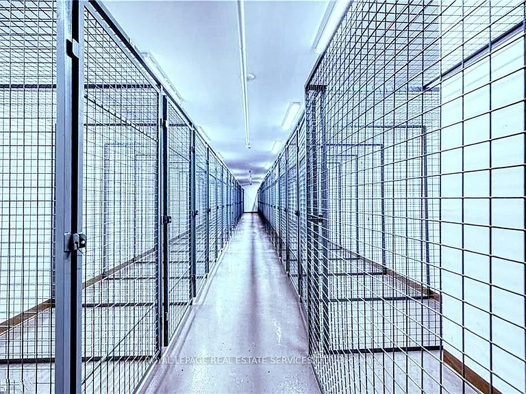 460 Dundas St E #1102 — Photo 33