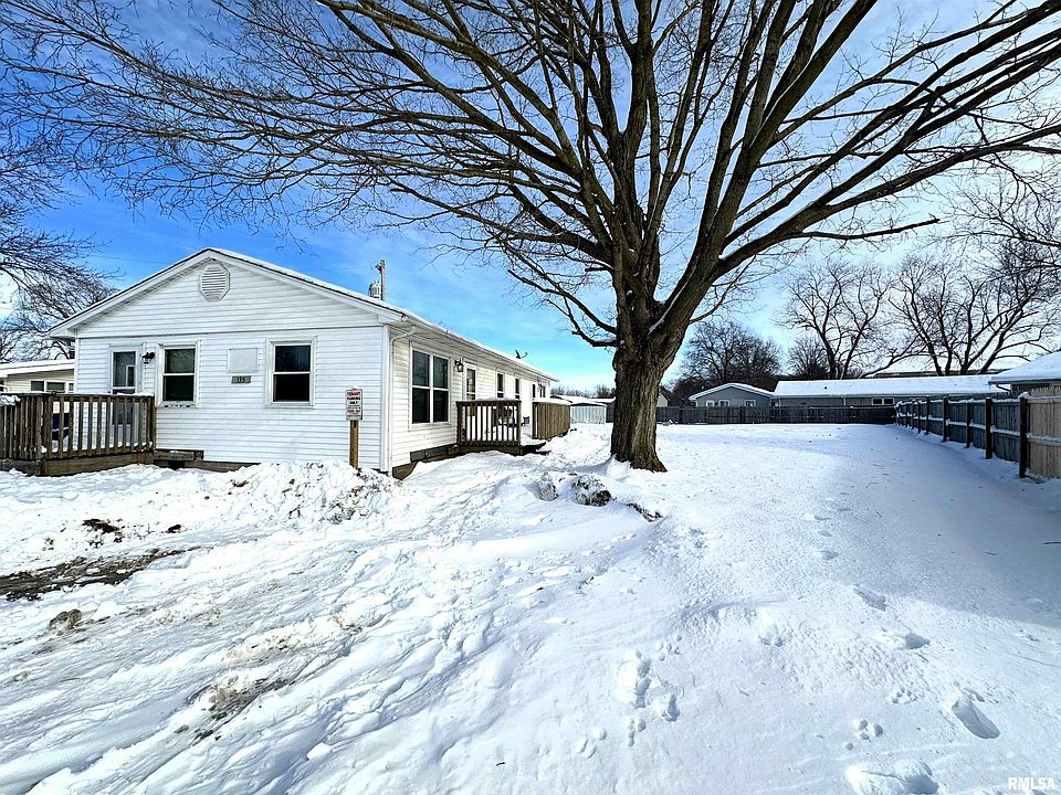135 N Union St, Wataga, IL 61488 Zillow