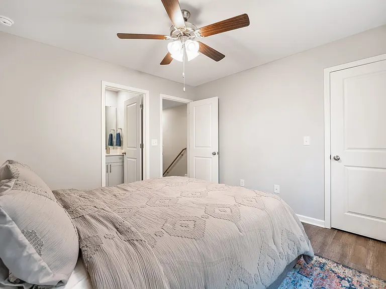 4135 Trevino Dr — Photo 10