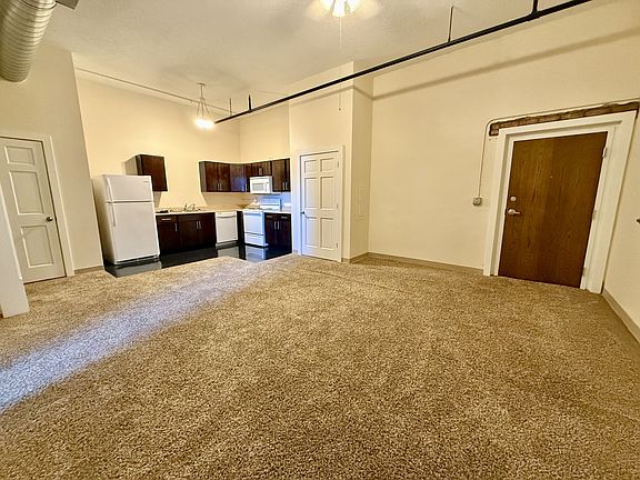 3rd image of 1319 5th Ave APT 311