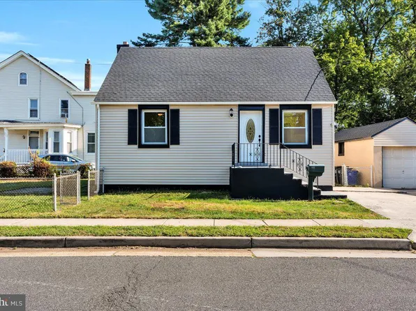 168 W Barber Ave, Woodbury, NJ 08096