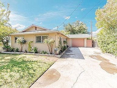 1st image of 924 Circuit Dr