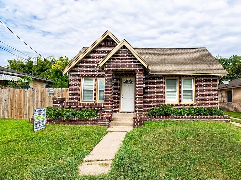 3607 Rosalie St — Photo 1