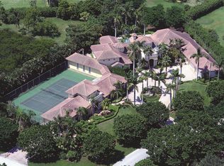 8434 Twin Lake Dr, Boca Raton, FL 33496