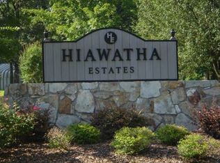 6518 Hideaway Rd, Ooltewah, TN 37363