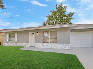 6194 Arcade Ct, Lake Worth, FL 33463