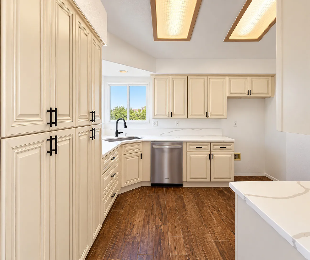 3 bed, 1670 sqft, $2,800 — Photo 3