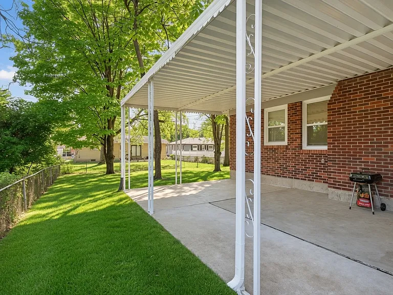 840 Gerald Ave — Photo 43