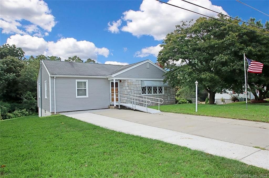 127 Pleasant Ave, East Haven, CT 06512 Zillow