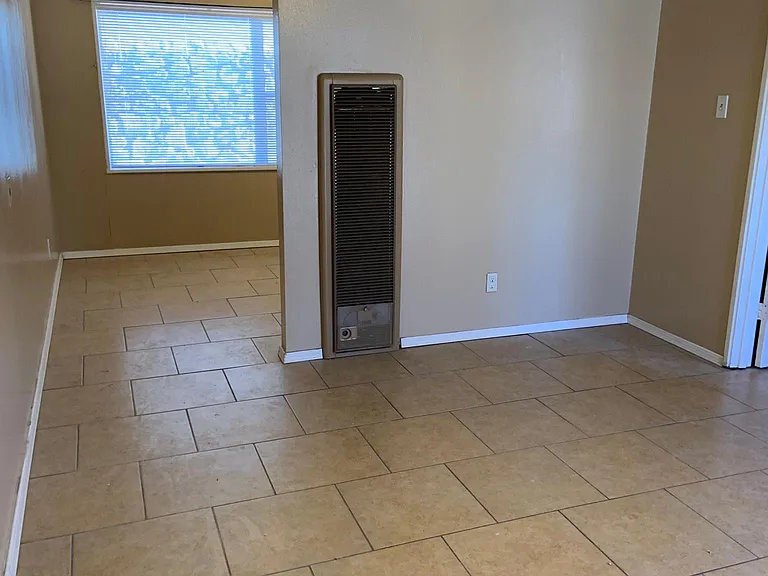 255 W Madrid Ave #3 — Photo 6
