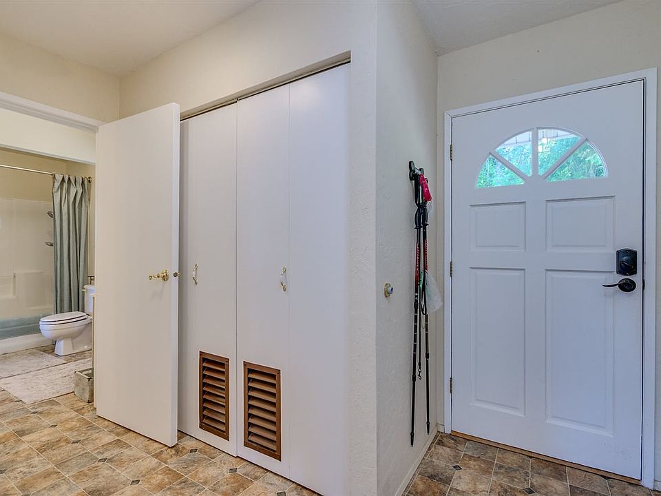 403 Overlake View Rd, Cocolalla, ID 83813 Zillow