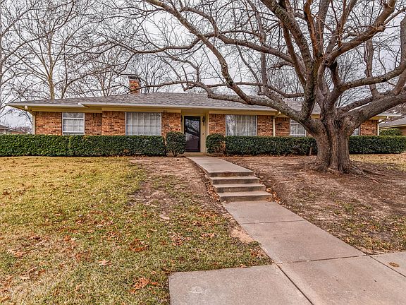 2_2-Front2912Redbud.jpg