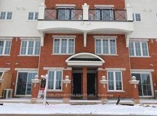 2504 Post Rd #4, Oakville, ON L6H 0K1