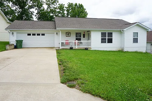 110 Savannah Ct Photo 1