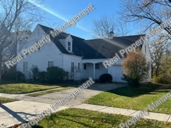 141 N Grant St, Crown Point, IN 46307