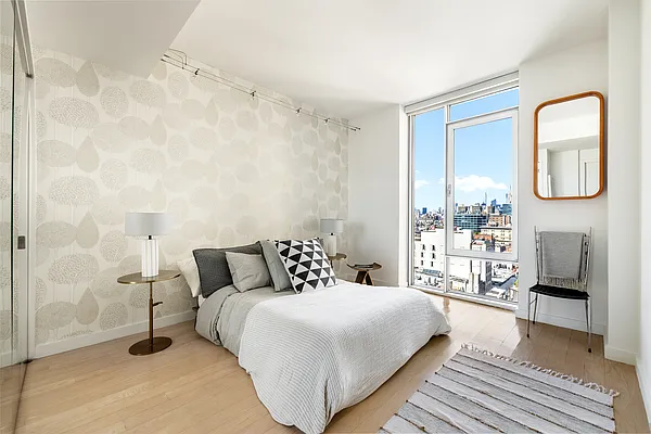 Sold by Compass | media 5