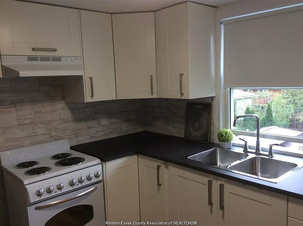 2 bed, $1,500 — Photo 3