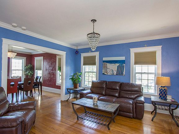 5th image of 401 Silver Beach Ave
