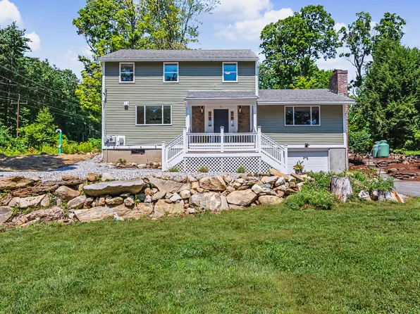 11 Wood Ln, Hollis, NH 03049