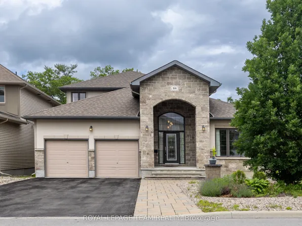 166 Grainstone Way, Ottawa, ON K2T 0H2