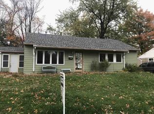 907 Harold Dr SE, Cedar Rapids, IA 52403