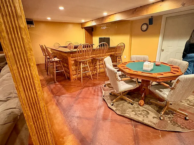 1219 Chipmunk Ln — Photo 27