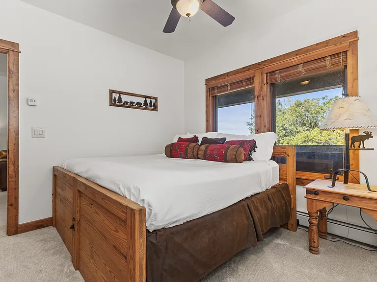 2nd Level - King or Two Twins Bedroom 2