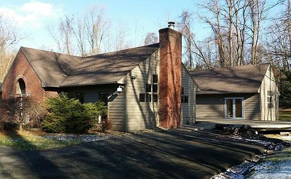 2nd image of 273 Grandview Ave