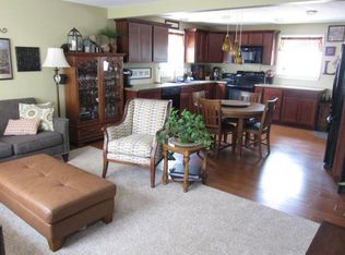 1238 E Layton Ave, Appleton, WI 54915