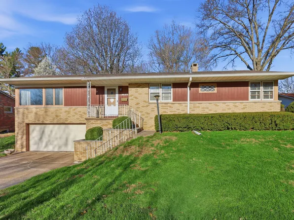 3537 49th St, Moline, IL 61265
