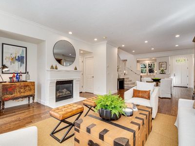 1687 Pear Tree Ln, Napa, CA, 94558