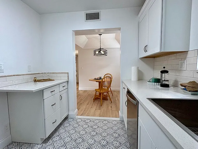 15091 Ashland Cir #I — Photo 13