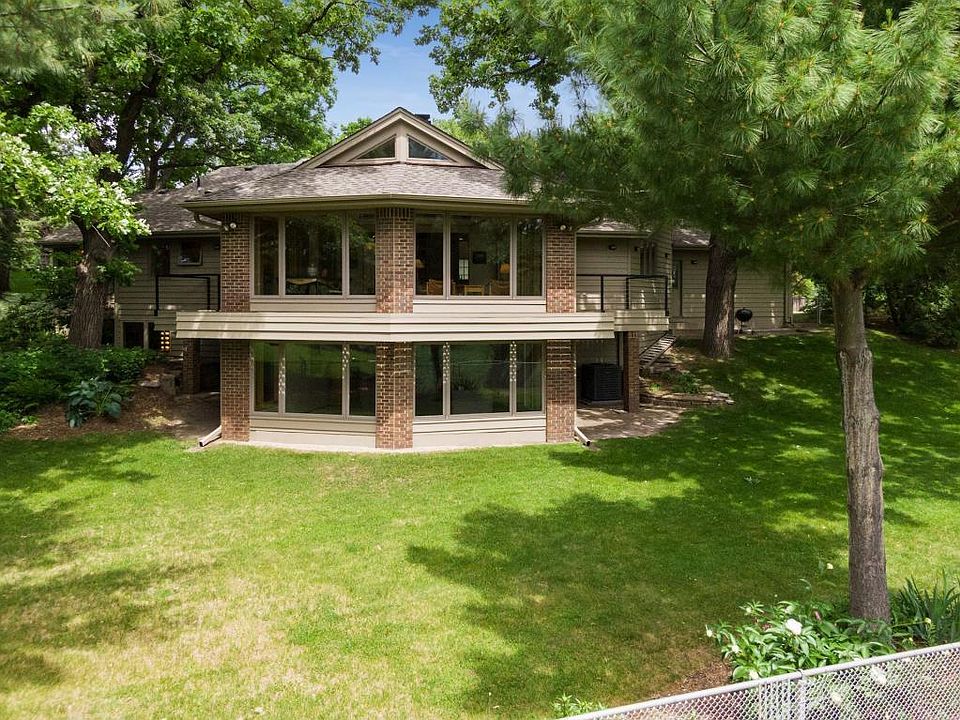 1st image of 3124 Minnehaha Ct