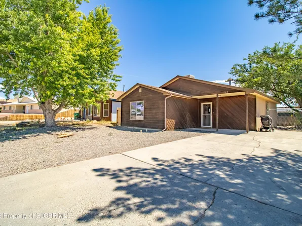 205 Mesilla Dr, Aztec, NM 87410