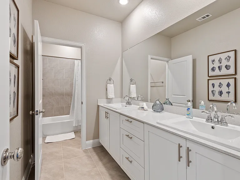 950 Waterview Dr — Photo 20